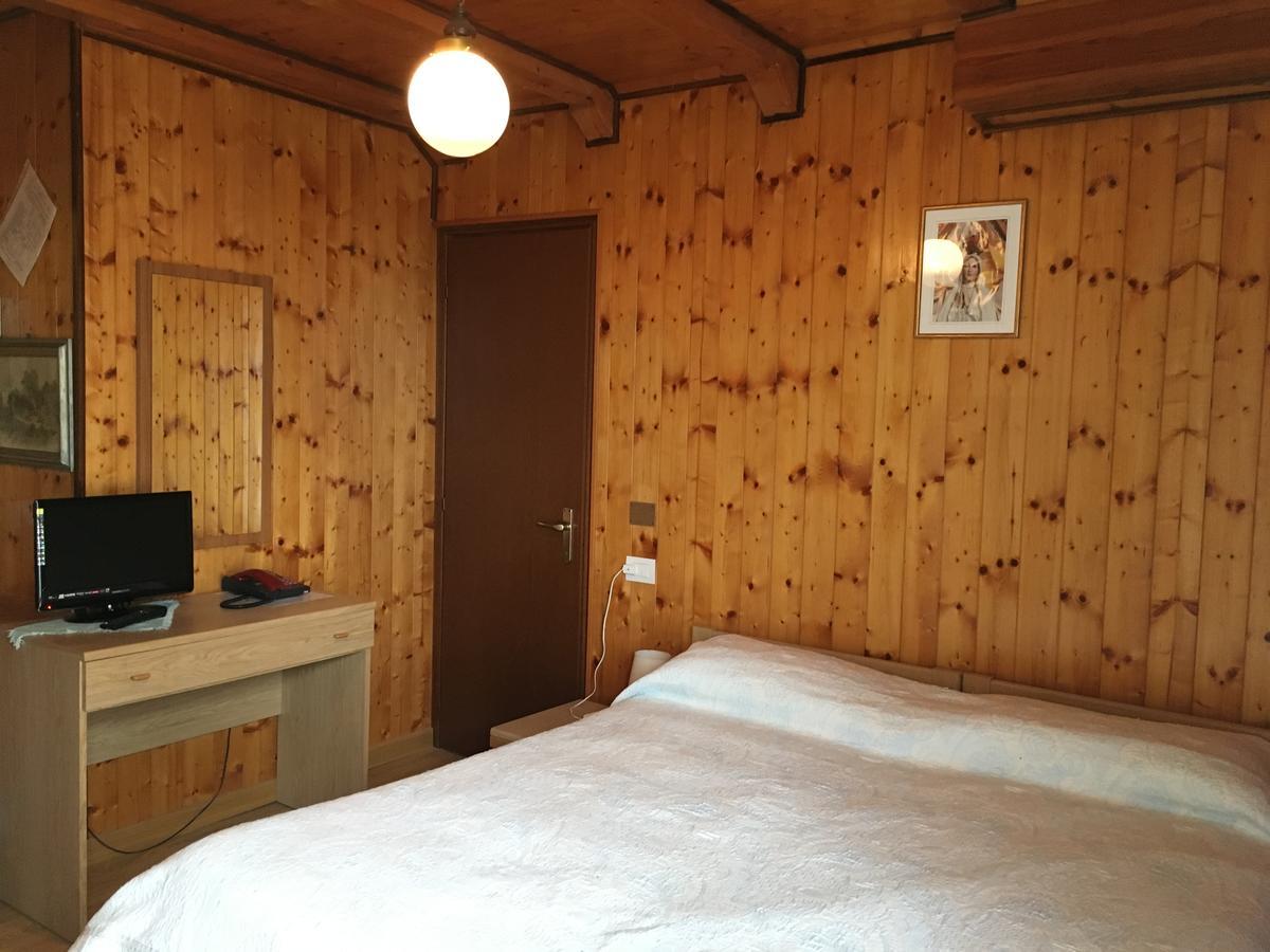 Albergo La Perla Craveggia Eksteriør billede